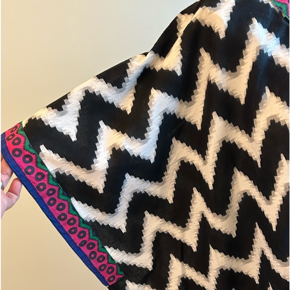 La Leela Cotton Chevron Print  Swimsuit Coverup - Picture 8 of 10